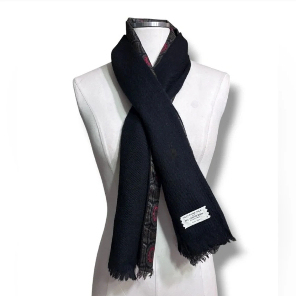 VINTAGE Reversible Scarf Black All Zephyr Wool & 100% Silk Geometric Tile